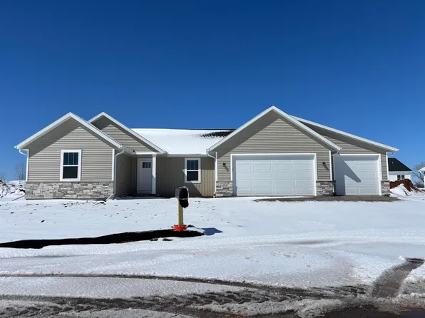 1773 Loyal Dr, Neenah, WI 54956