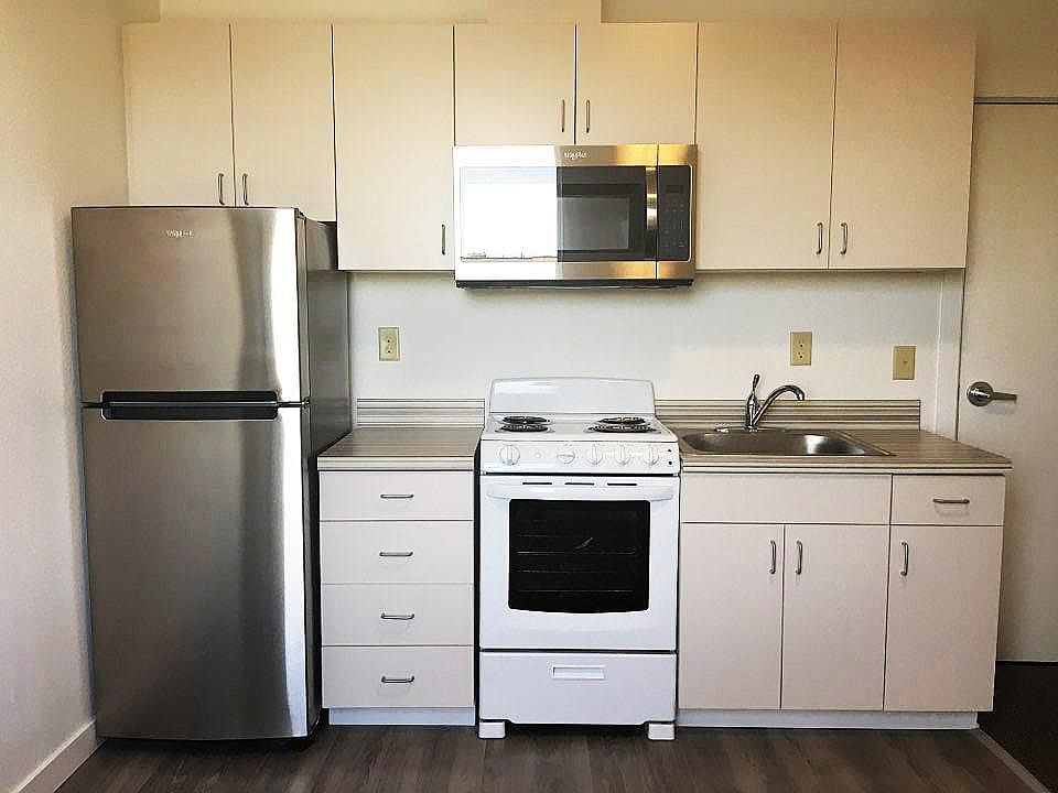 Studio Kitchen