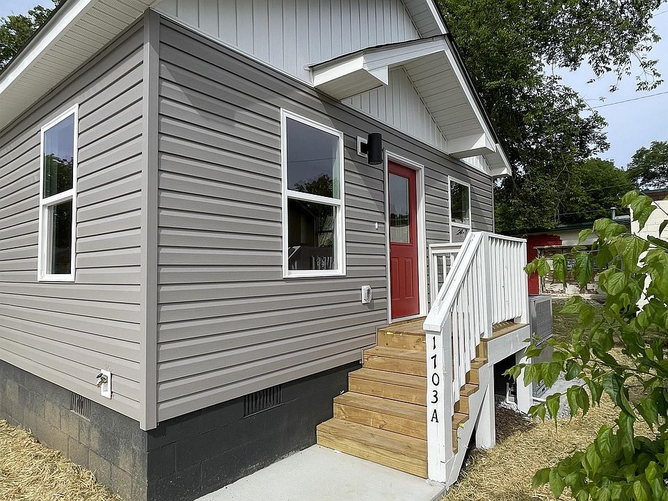 1st image of 1703 S Lyerly St