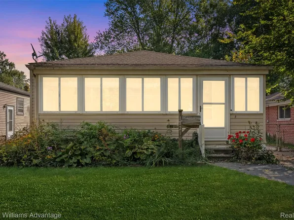 18210 Dalby, Redford, MI 48240