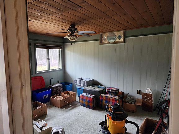 4th image of 1630 S Warner Ave
