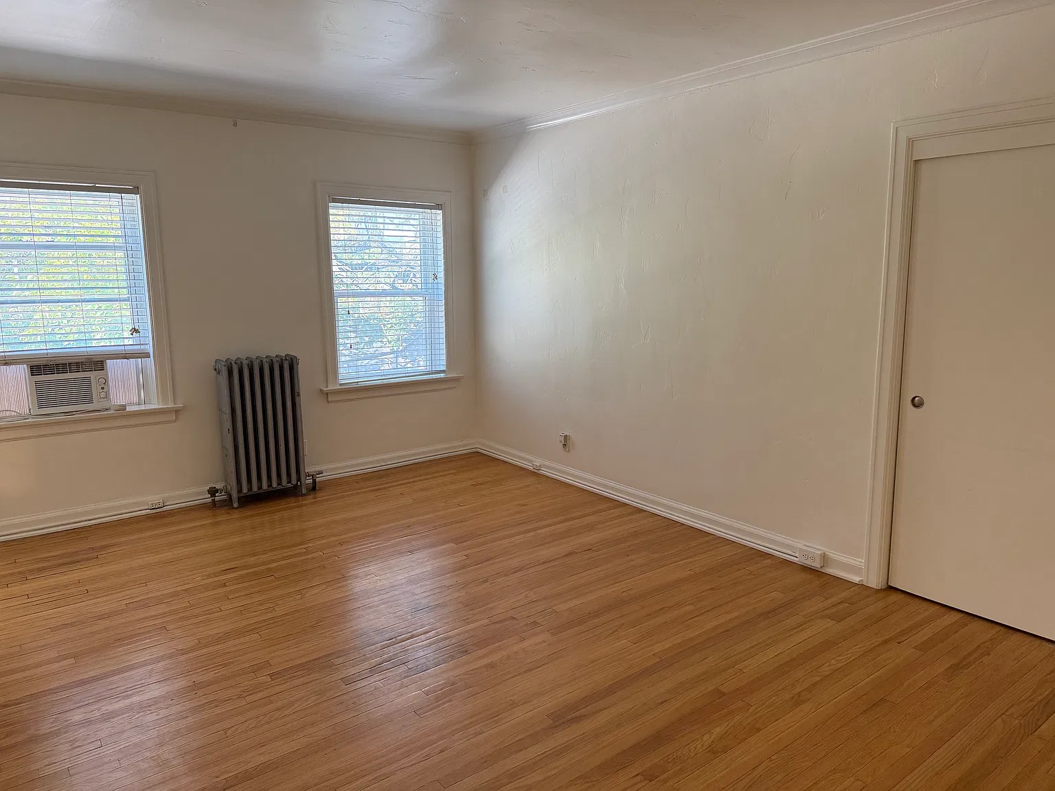 540 E 100 S — Photo 2