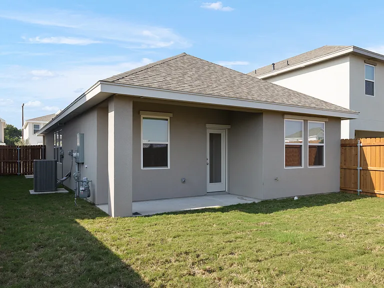 Villas on Ware — Photo 11