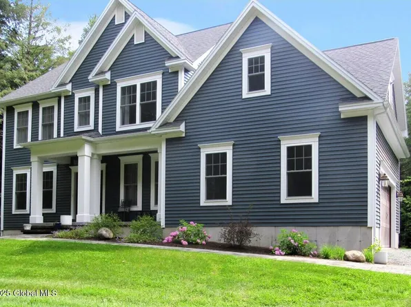 2 Cannon Royal Drive, Saratoga Springs, NY 12866