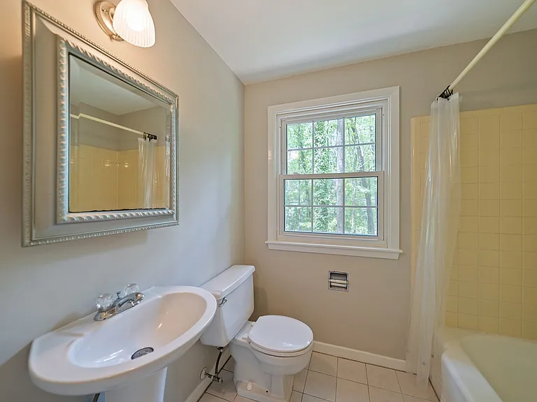 2737 Dogwood Rd — Photo 14