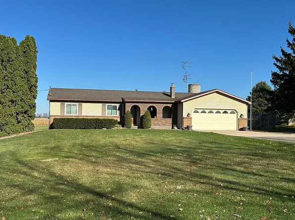 4596 W Townsend Rd, Saint Johns, MI 48879