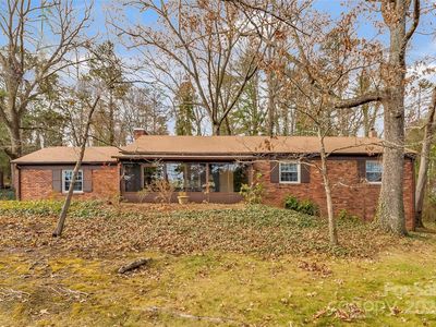 150 Lakeshore Dr, Asheville, NC, 28804
