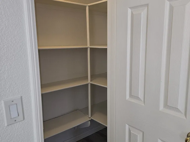 45439 Fairbanks Ave — Photo 5