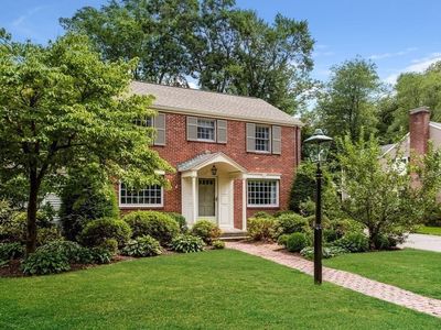 595 Laurel St, Longmeadow, MA, 01106