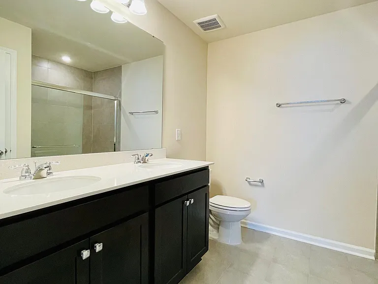 2402 Hedge Maple Dr — Photo 13