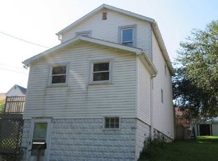 864 8th St, Trafford, PA 15085