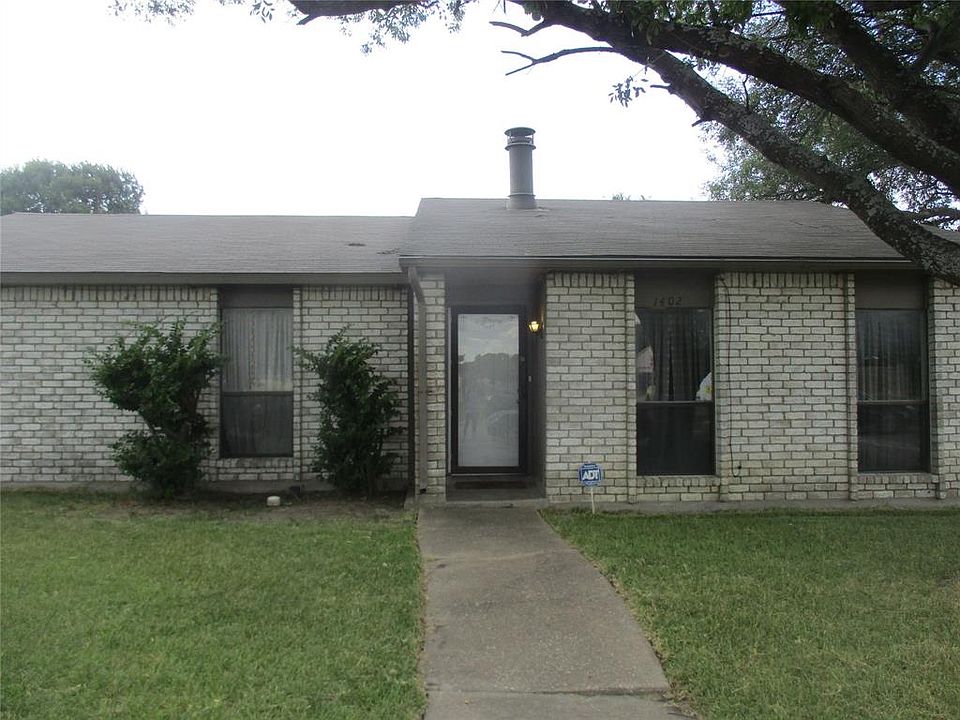1st image of 1402 Coffeyville Trl