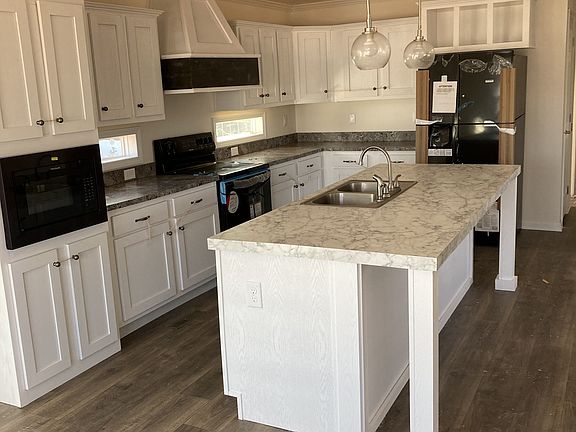 3rd image of 333 Crooked Pine Dr #333