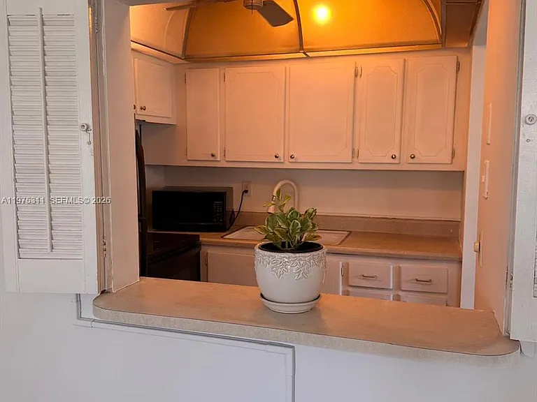 104 E Easthampton E #104 — Photo 10