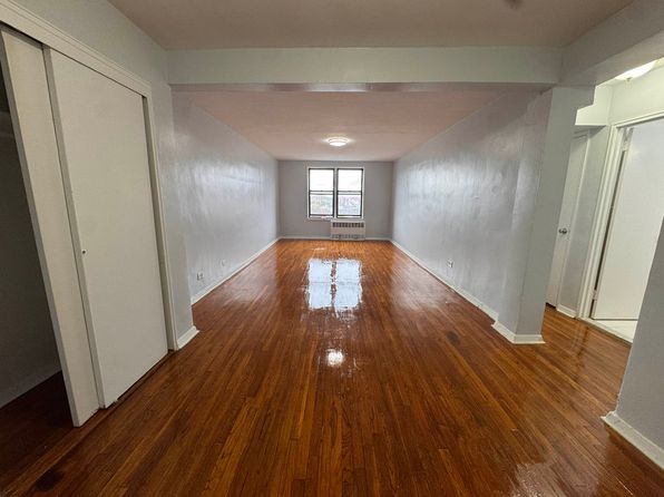 950 Rutland Rd APT 722