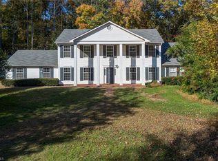8118 Hunting Cog Rd, Oak Ridge, NC 27310
