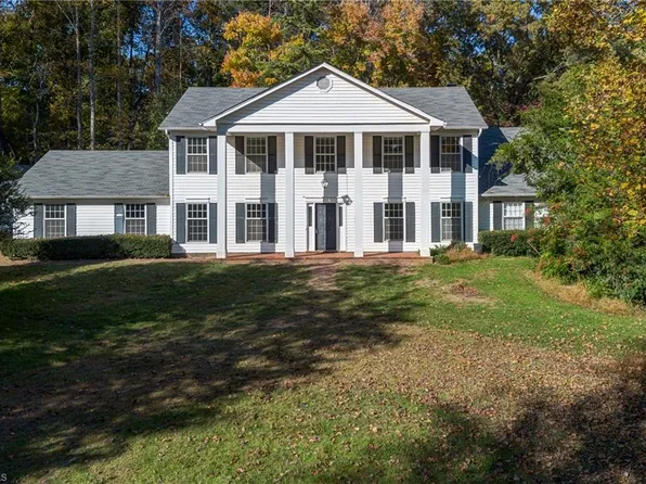 8118 Hunting Cog Rd, Oak Ridge, NC 27310