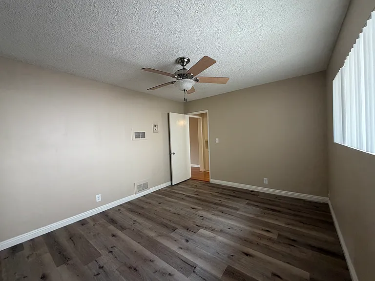 4425 Ocean View Blvd #19 — Photo 9