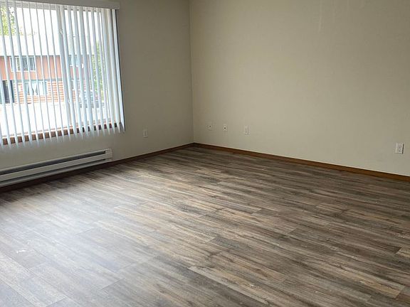 3rd image of 4016 84th St E Unit 5D