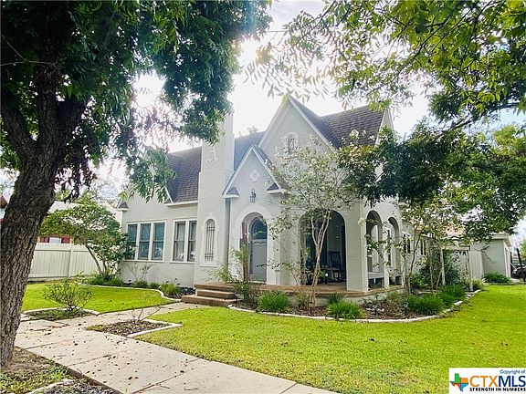 2nd image of 808 N Gonzales St #C