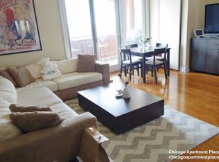 828 W Grace St APT 1503, Chicago, IL 60613