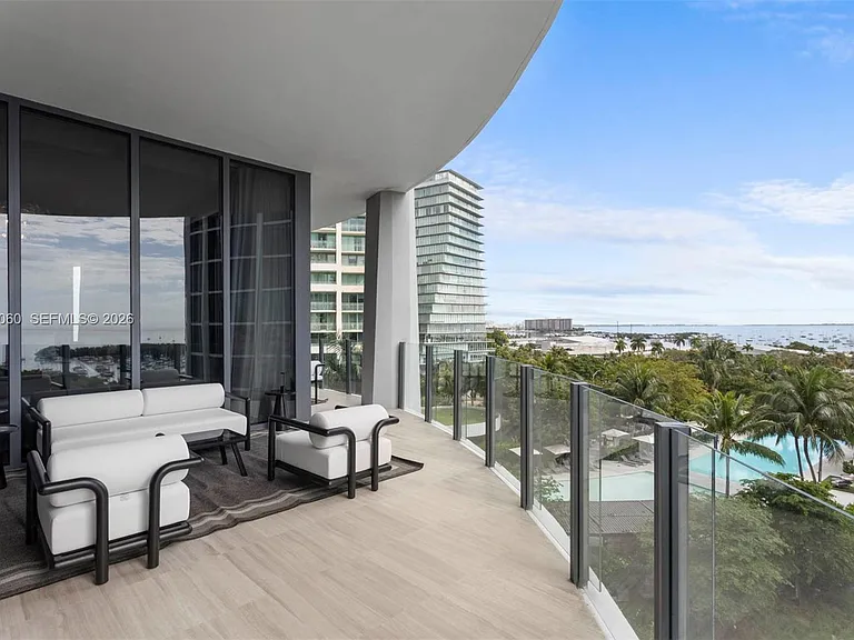 2821 S Bayshore Dr #8A — Photo 50