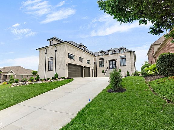 2nd image of 16512 Grand Cypress Dr