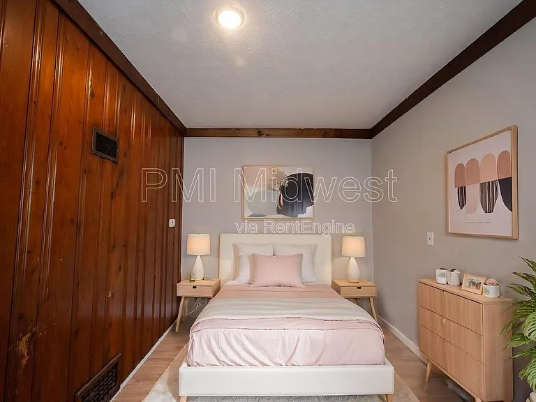 521 N Gladstone Ave #B — Photo 10