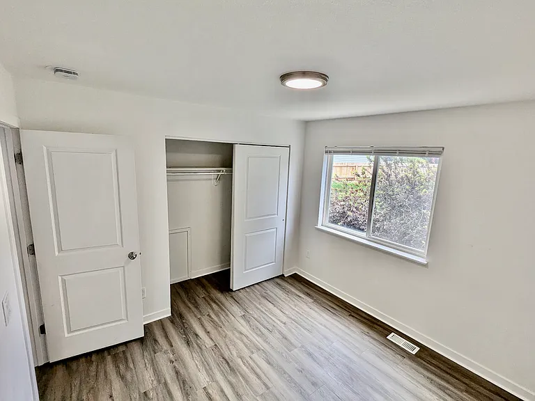 2nd floor bedroom 2