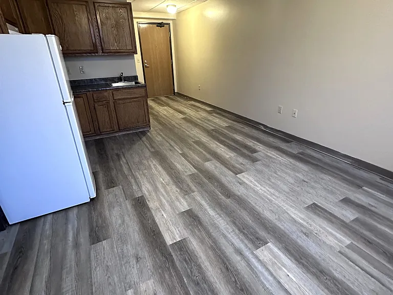 Madison Street Apartments — Photo 18