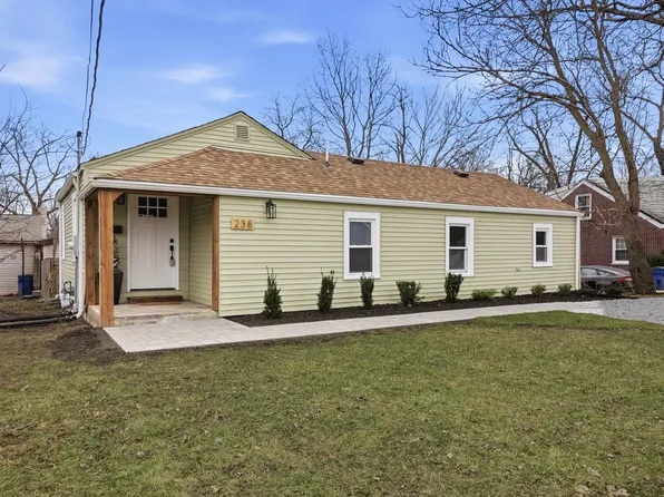 238 N Nichols St, Lowell, IN 46356