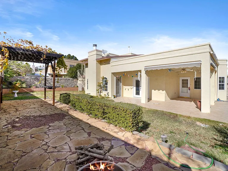 4332 Loma De Brisas Dr — Photo 32