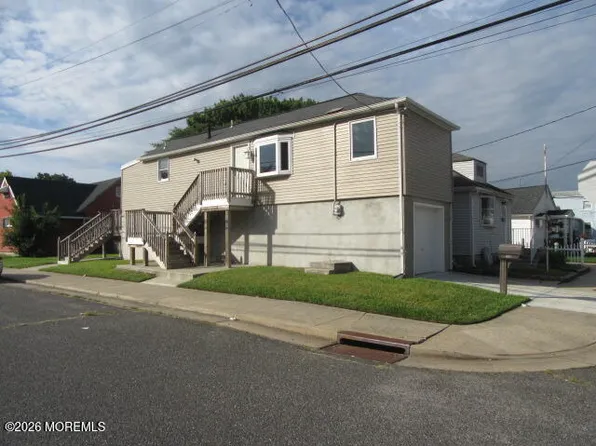 126 Maple Ave, Keansburg, NJ 07734