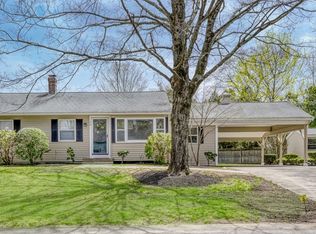 15 Raymond Ave, Walpole, MA 02081