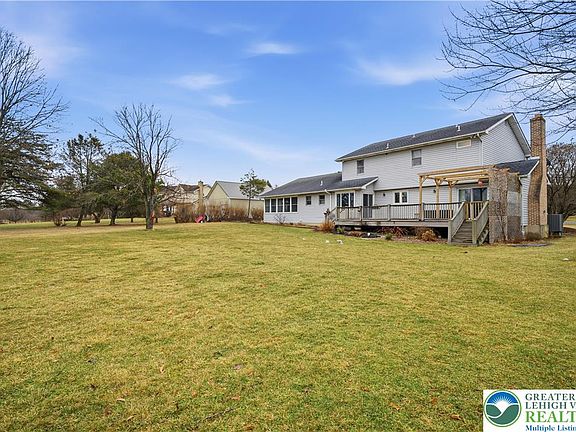 3rd image of 2160 Kecks Rd