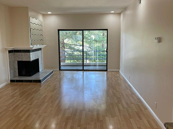 2nd image of 4691 Albany Cir APT 125