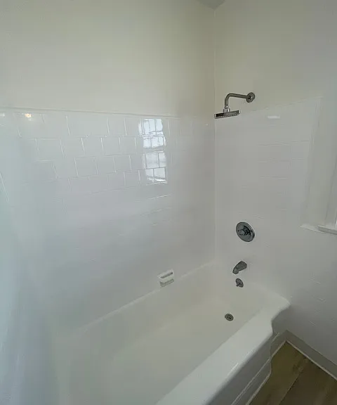 421 N Doheny Dr #14 — Photo 12