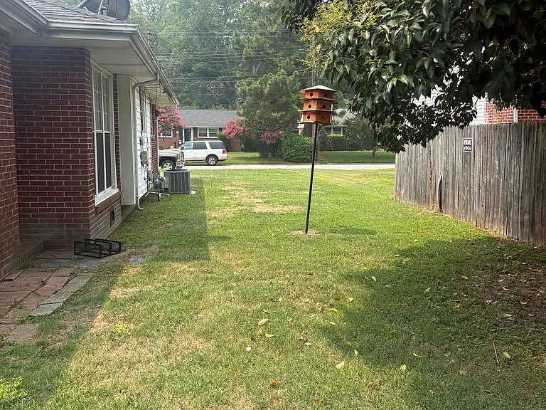 1 Burke Ave — Photo 12