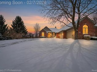 56500 Twelve Mile Rd, New Hudson, MI 48165