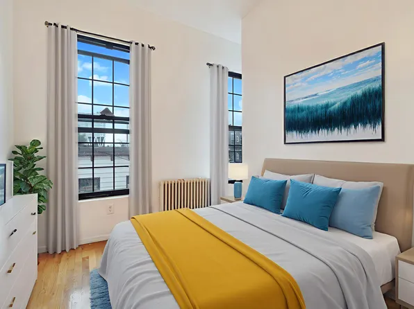 95 North Seventh Street image 1 of 7