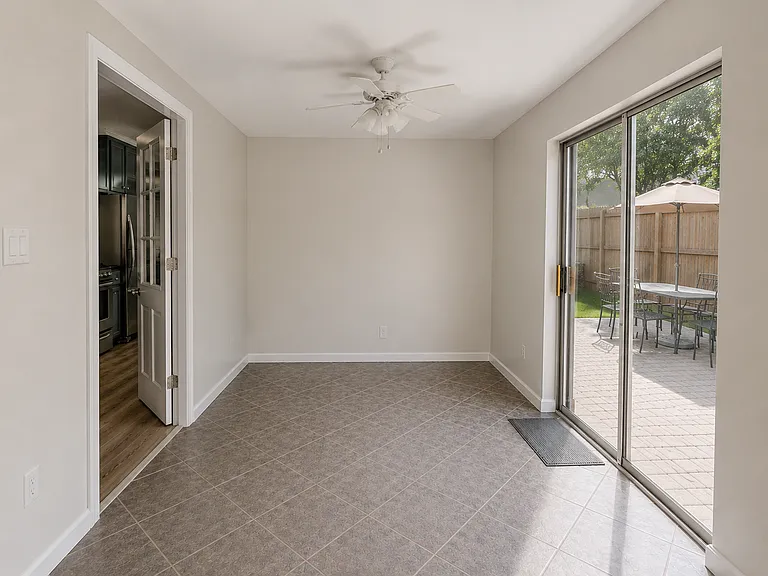 2107 Restridge Dr #2 — Photo 9