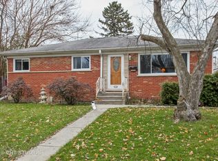 103 Hatlen Ave, Mount Prospect, IL 60056