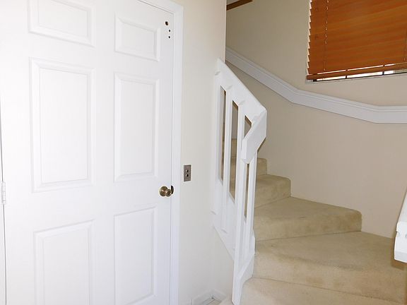 3rd image of 5195 Europa Dr APT N