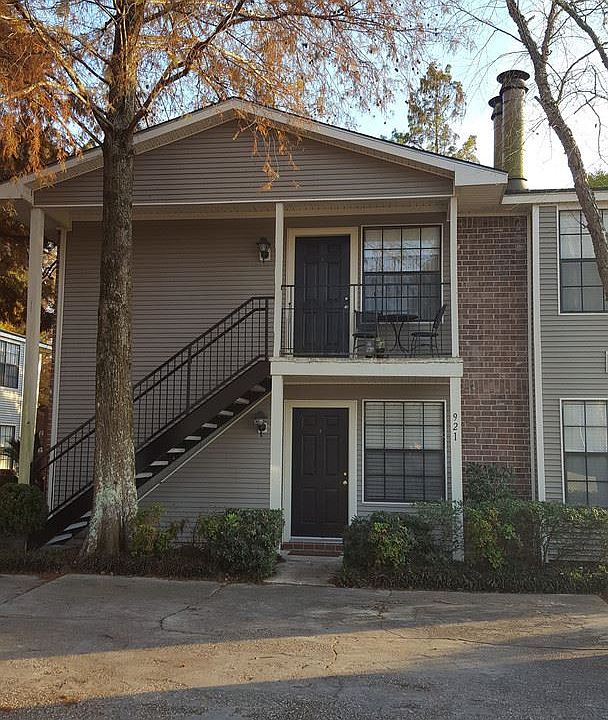 1st image of 921 W Tony St APT A