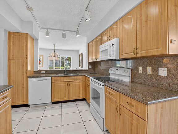 2nd image of 7342 Lake Meadow Way #102