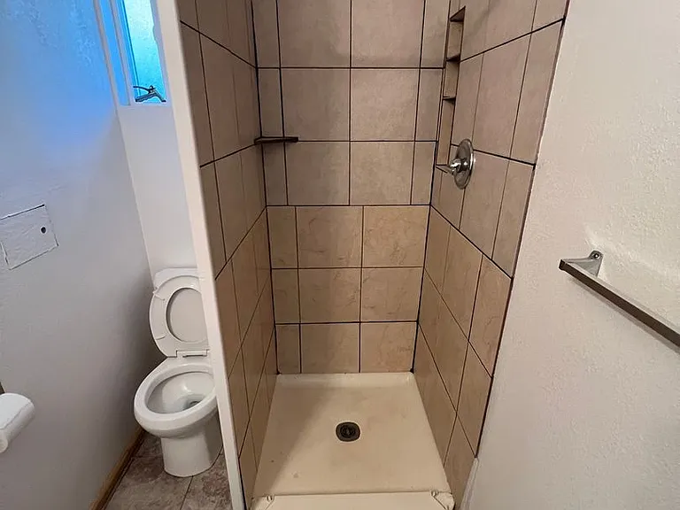 412 NW Manzanita Ave #A & B — Photo 18