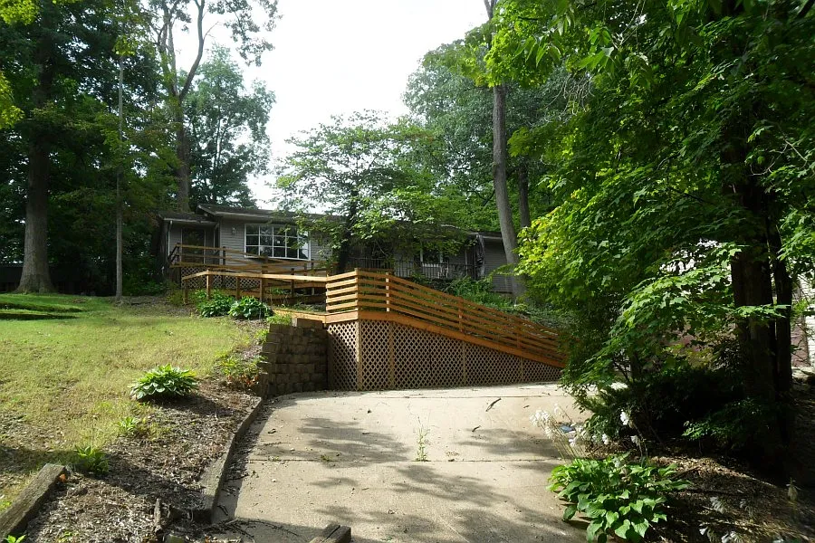 3191 Glen Hills Dr photo 1