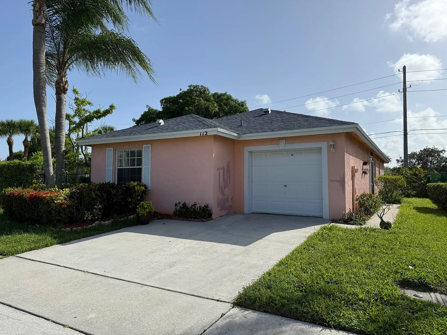 3 bed, 2.0 bath, 1386 sqft, $3,000 — Photo 3