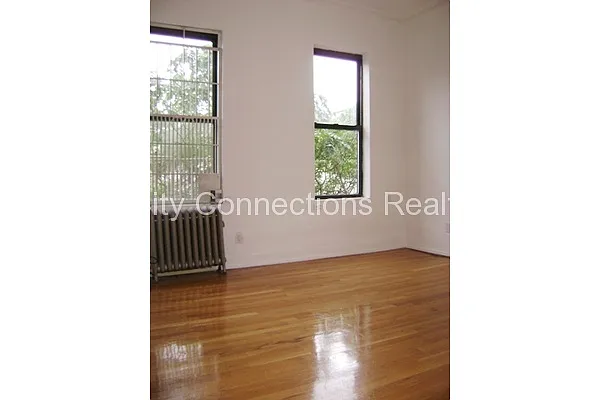 Rented by City Connections Realty | media 28