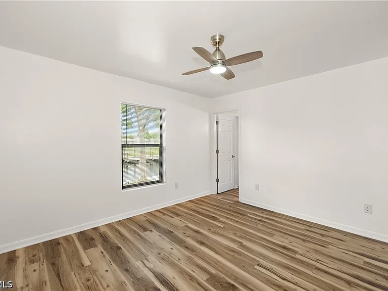 3520 SW 17th Ave — Photo 15